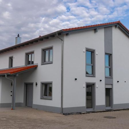 Gasthaus Karpfinger Aiterhofen Exteriör bild